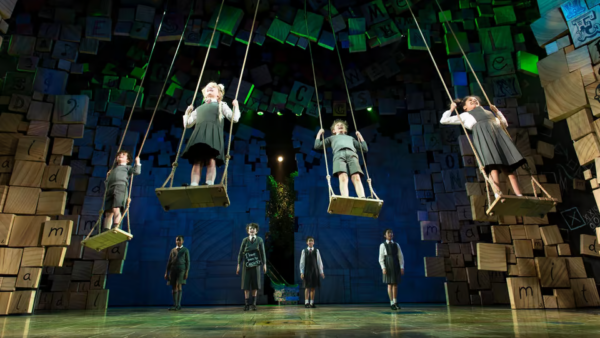 Londres: "Matilda - O Musical" & Refeição Pré-Show - Image 3